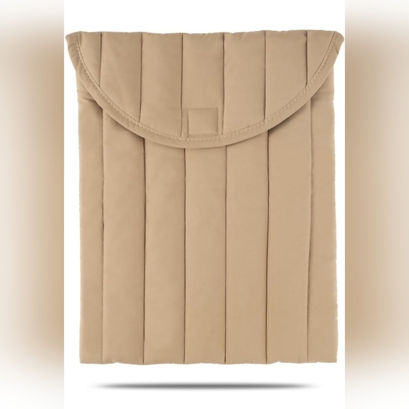 Linpr Puffy Laptop Sleeve - Picture 1 of 8